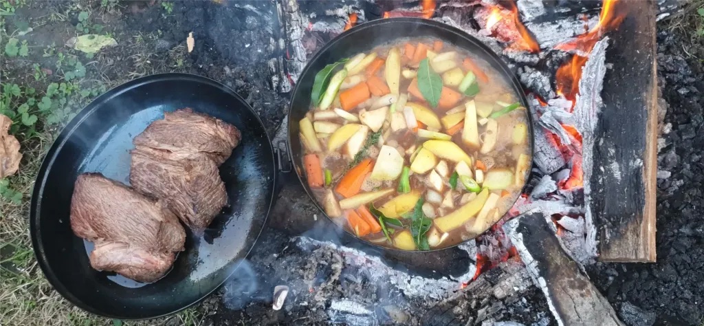 Hovadzi-brisket-na-pive-v-UFO-–-disku-na-pecenie-1 (2)